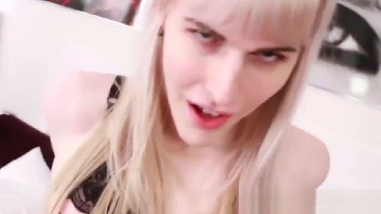 Tranny Lianna Lawson drilled after face sitting