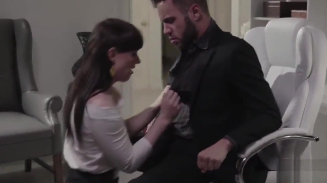TS Natalie gets fuck every of the house