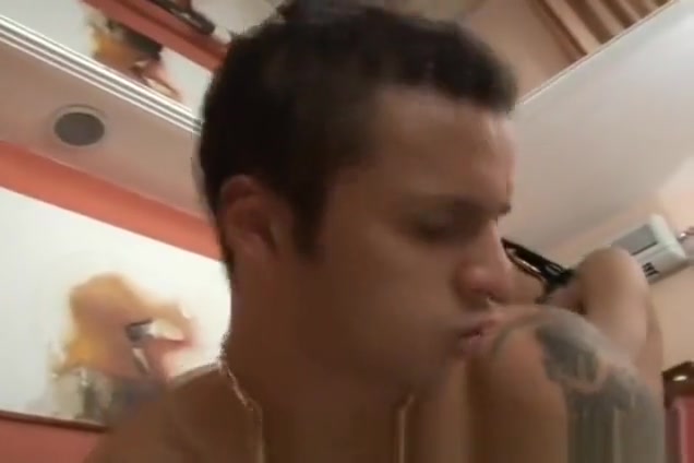 Shemale Gets Fucked And Cum All Over Her Ass