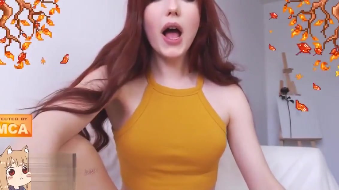 shemale Venus Sunrise plug anal