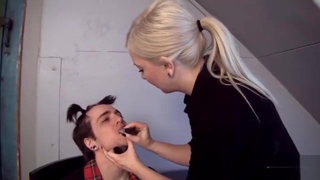 bi sissy