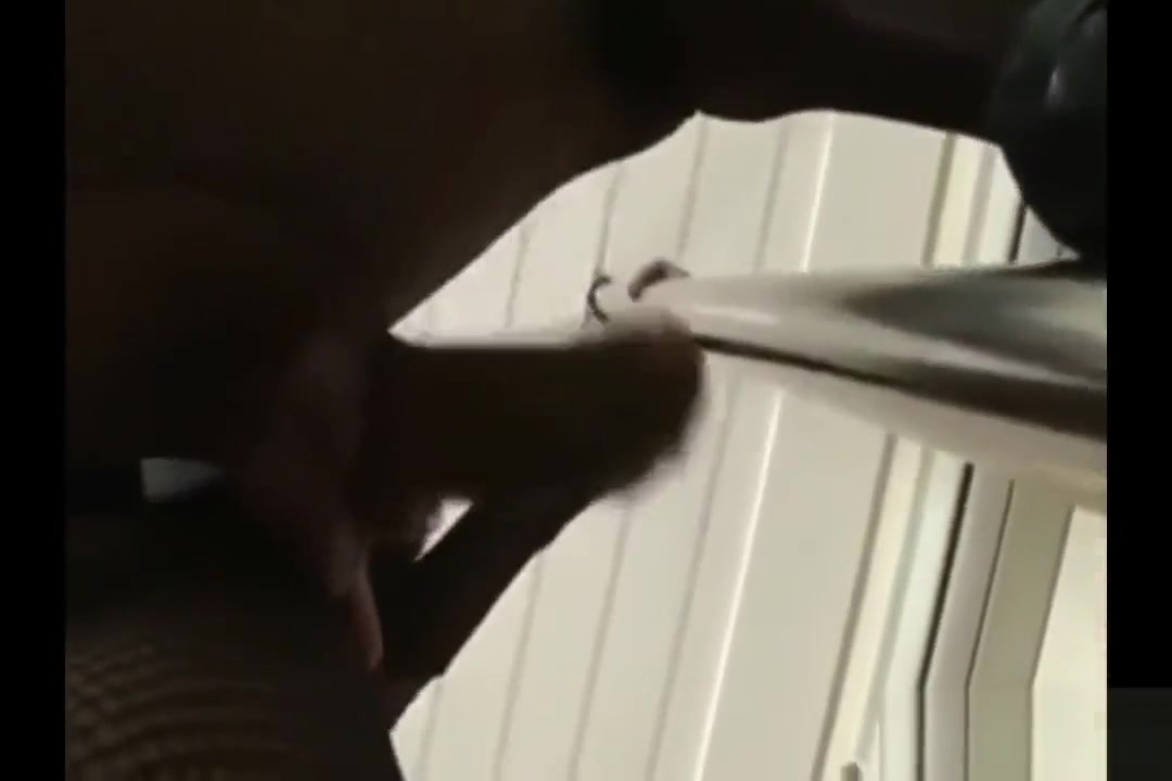 Eboni Cutie whit Large Cock