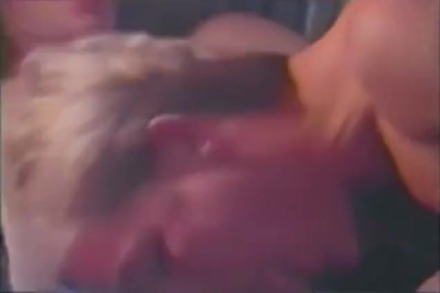 Rich Tranny Sucked By The Driver