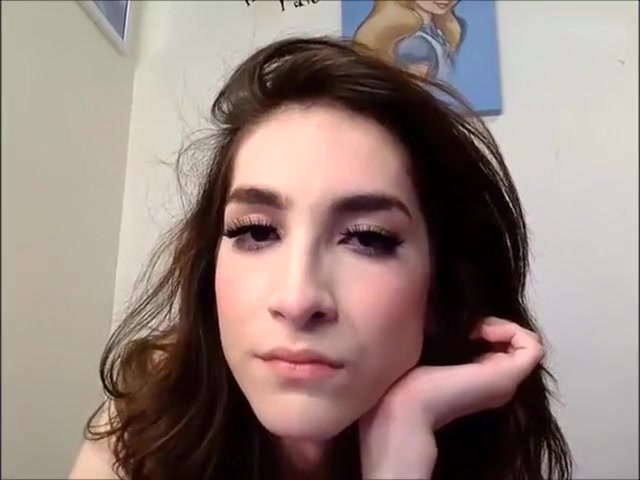 Beauty TS Cassie Doing Her Show on Cam