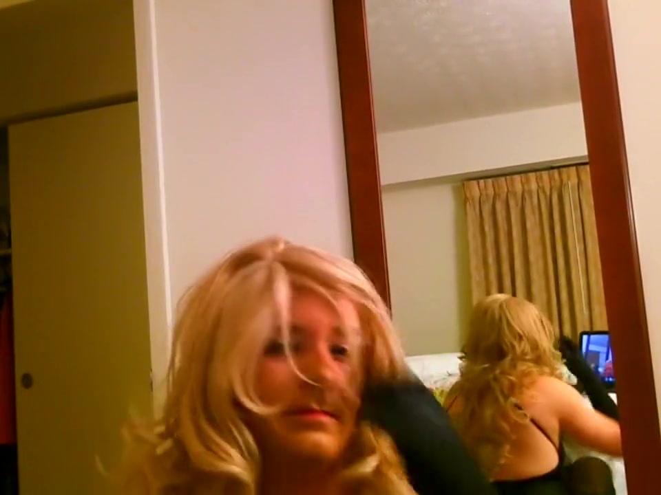 Solo Play - Long satin lingerie