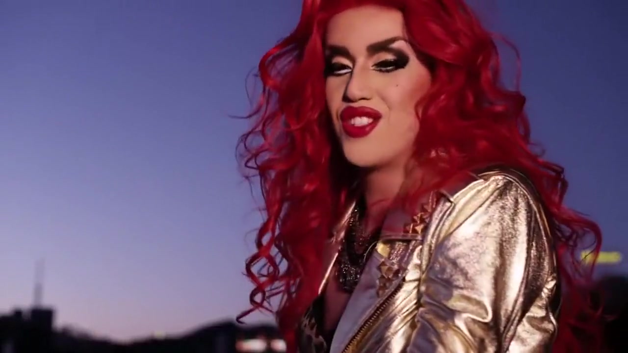 Adore Delano sexy