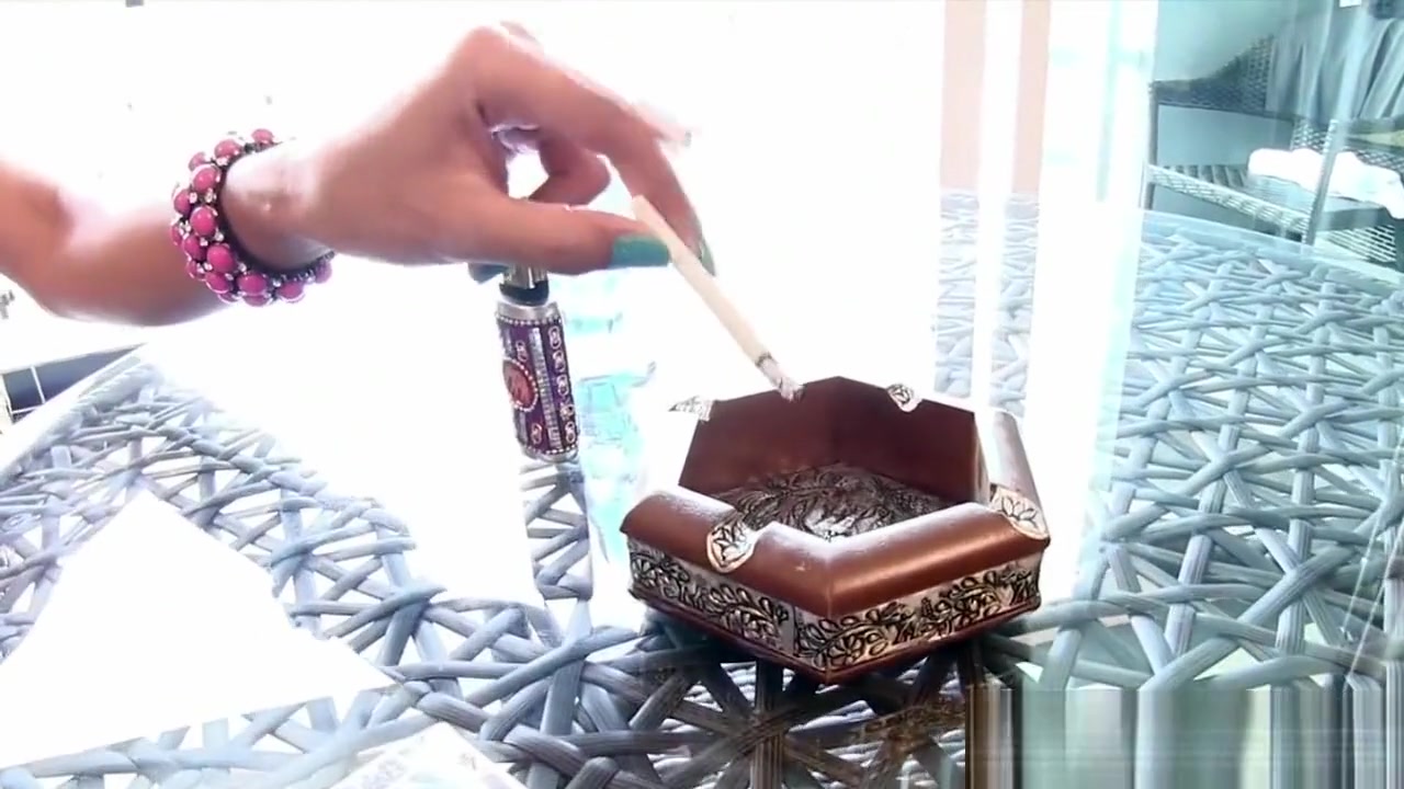 Ladyboy Anita - The Sexy Smoker