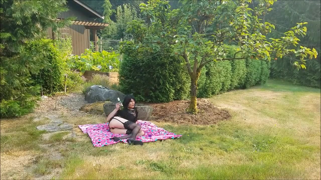 Sissy Summer 18'