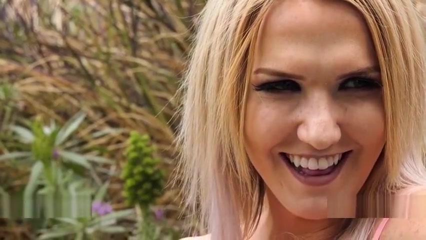 Outdoor trans sex
