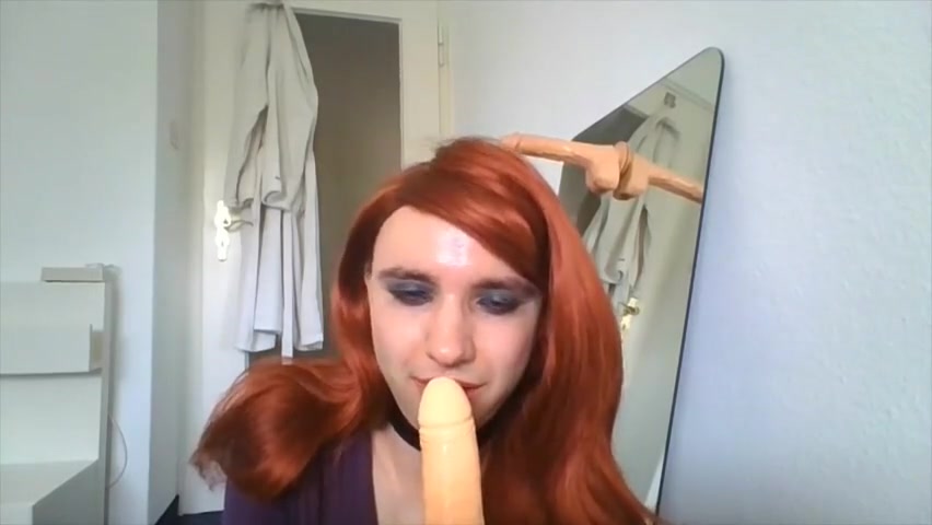 Redhead Cd surprised by two