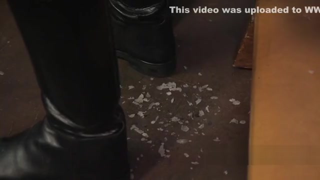 Blonde tranny punishes priest