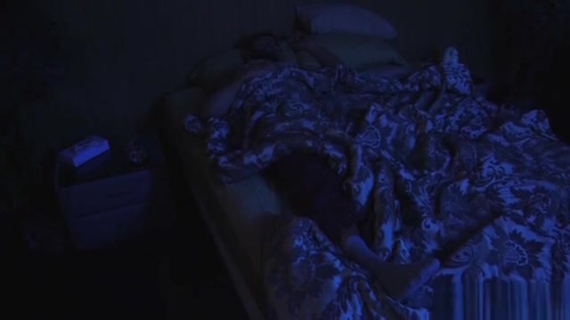 Dude with beard gets trannys cock
