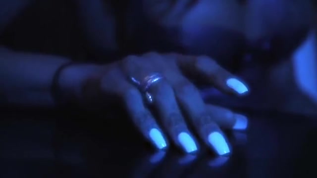 Dude with beard gets trannys cock