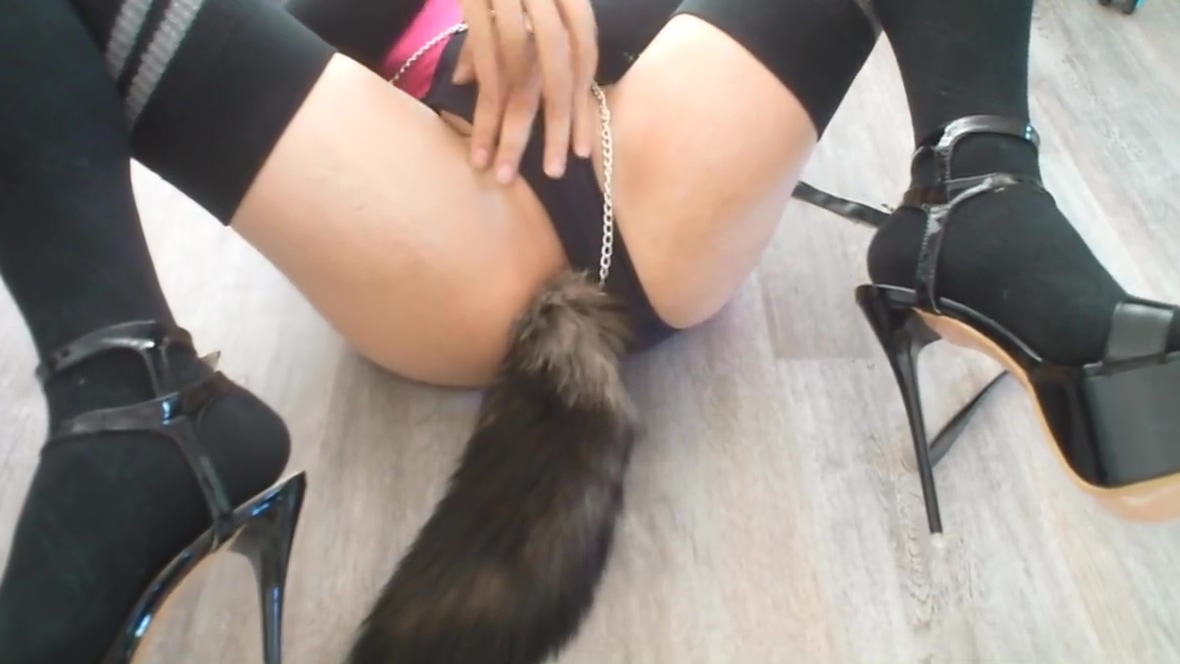 Stella live - playing with my buttplug