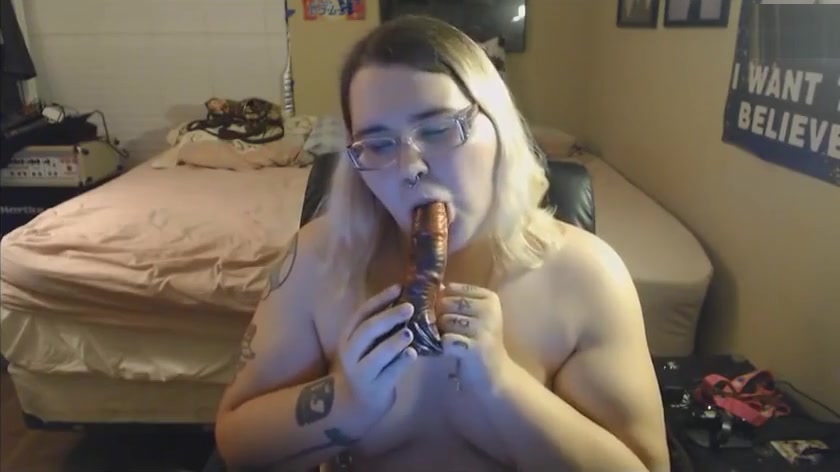 BBW transgirl solo toying and masturbating