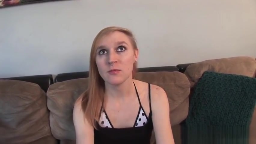 Amateur ts tugging her hard shaft