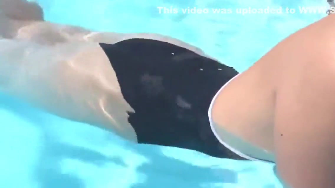 Black japanese Bikini swimsuit - Sexy Karen Kobayashi DW new vids