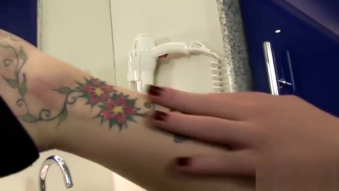 Blonde Tattooed Tranny