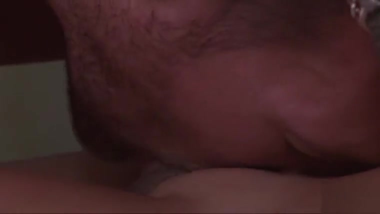TS Foxxy ask stud Jett Parker to massage her ts body gets fuck