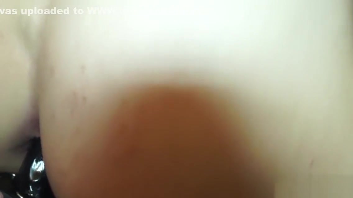 Redhead tgirl toys in twosome before blowjob
