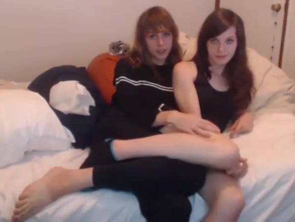 2 girls in love