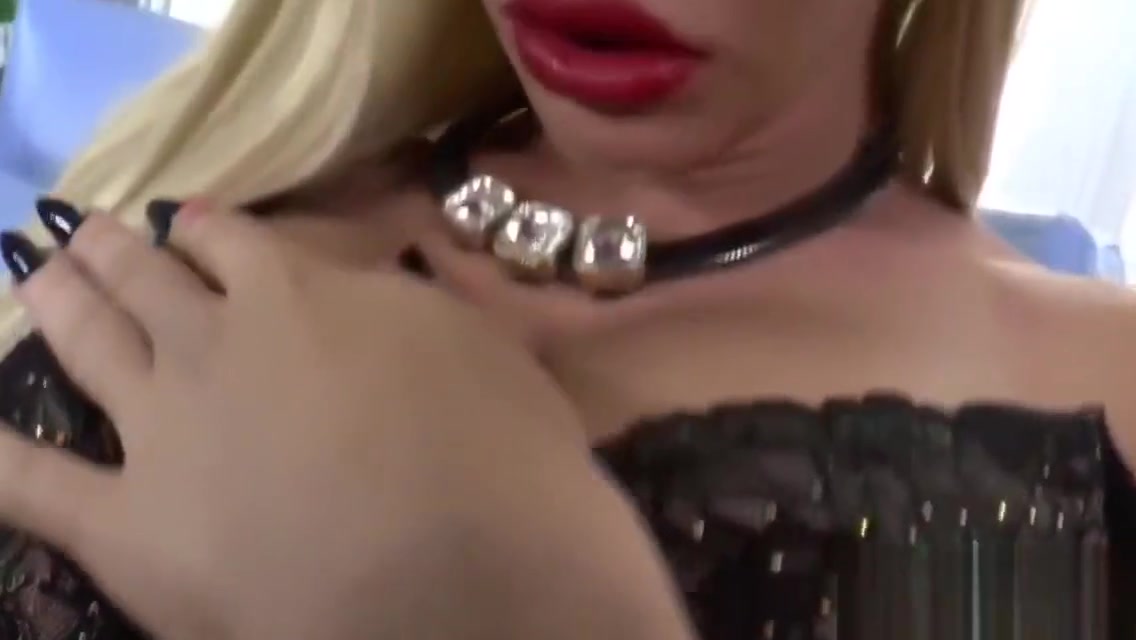 Busty Tranny Babe Ximena Pleases Herself