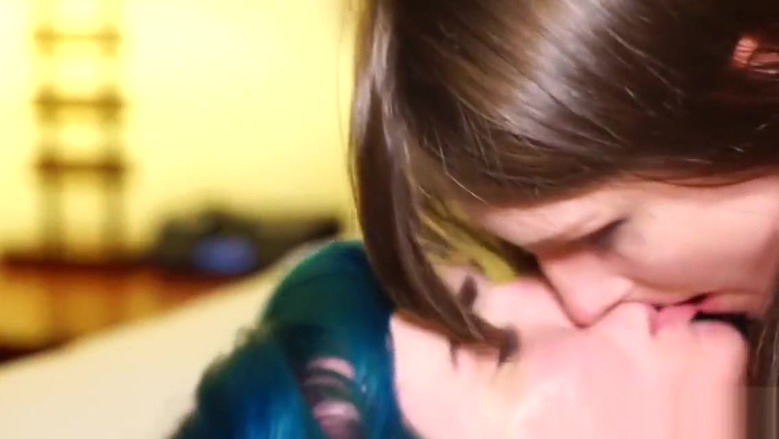 Stockinged tgirl assfucks trans babe after bj