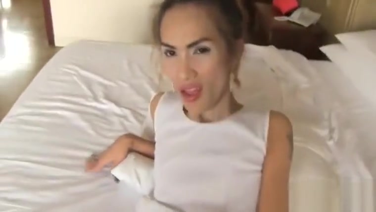 Naughty ladyboy gets her asshole rammed bareback in bed