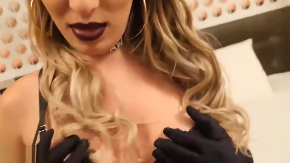 Latina tranny fucks a guys ass raw and takes it too