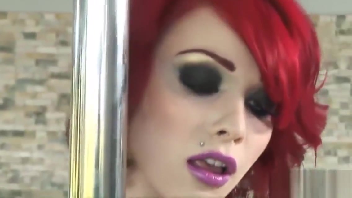 Sexy TS fucks redhead shemale in the ass