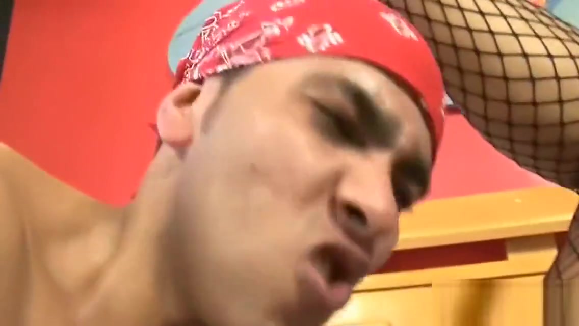 Ts floozy know likewise well what should be done with a cock!