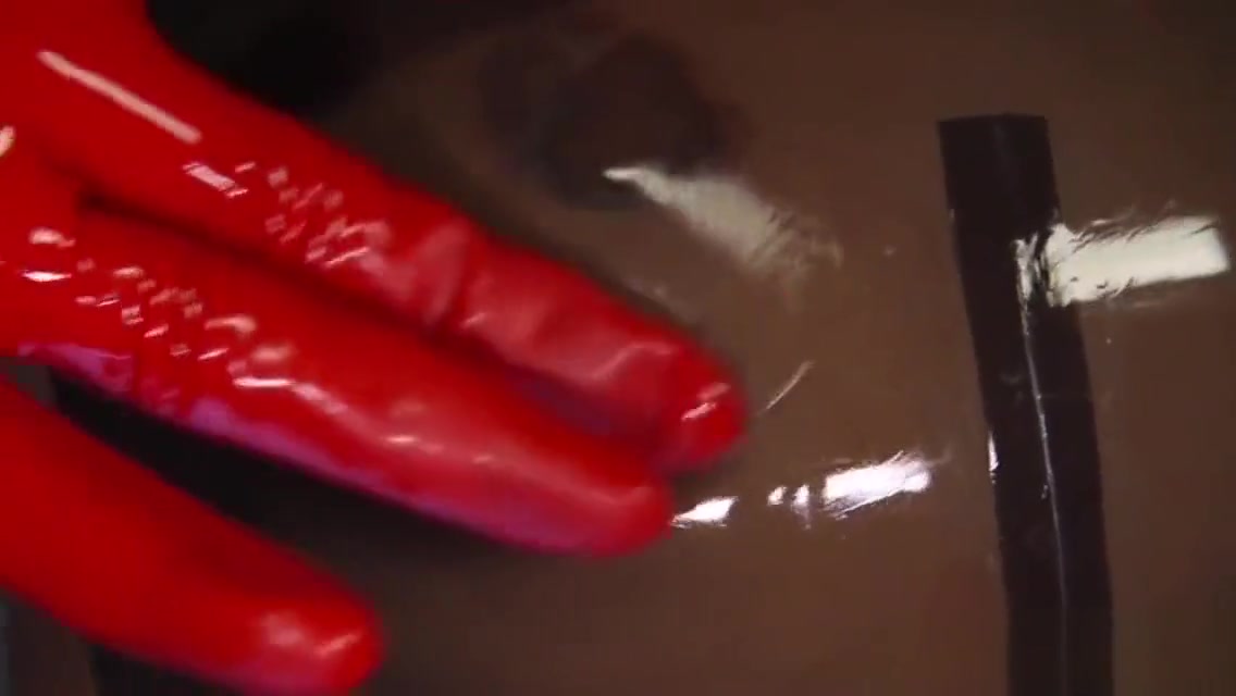 Latex ts throatfucking submissive partner