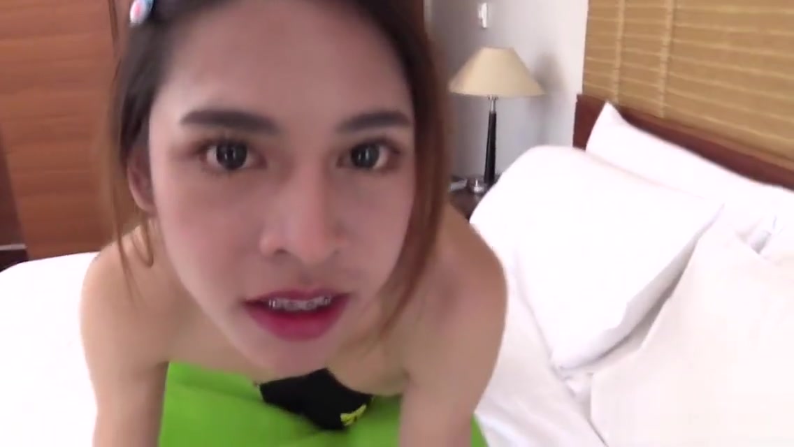 teen 18+ Ladyboy Kitty Bareback