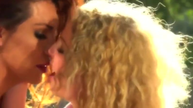 Hot lesbians pleasure
