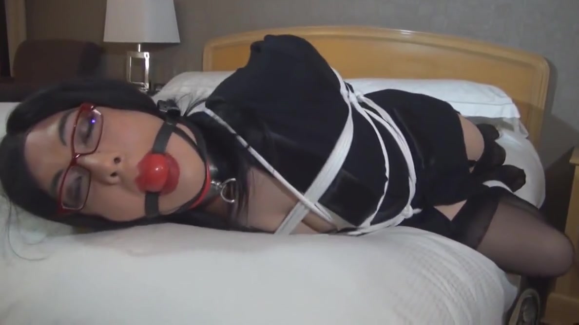 Crossdresser bondage 34