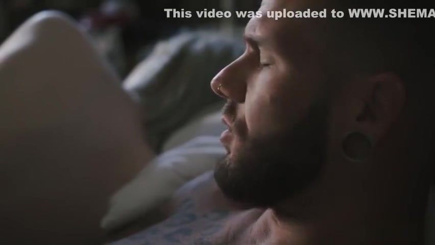 Pale and pretty Tranny Ella Hollywood quick fuck in a hotel room