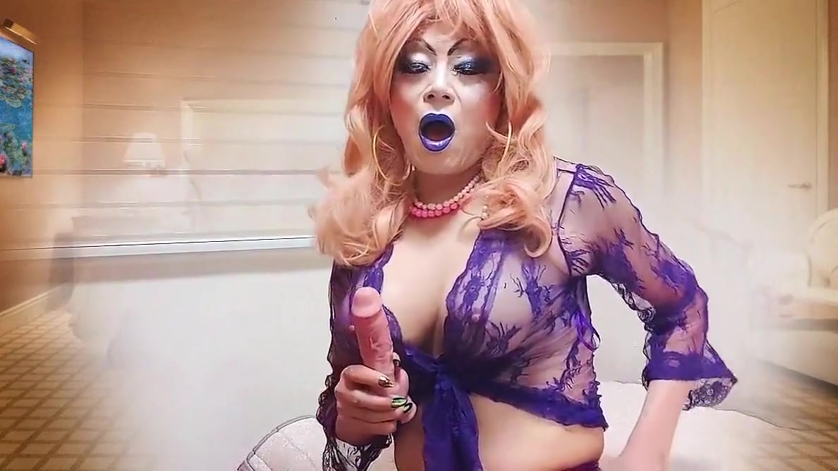 sexy girl niclo hot makeup after blowjobs dildo