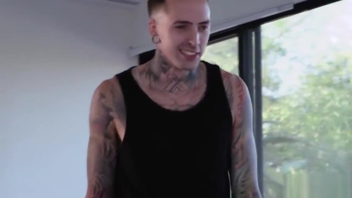 Tattooed Ruckus destroys TS tight ass