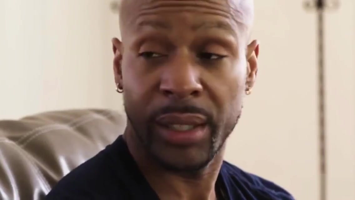 Stunning Shemale Casey Kisses slurps black dudes huge cock