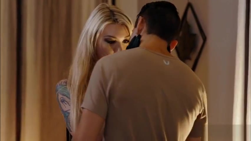 Dante was tricked by Trans babe Aubrey Kate and he fucked him hard