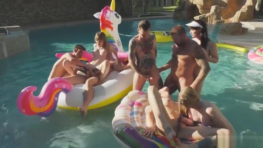 4 trannies and 4 guys have an anal fucking pool party orgy