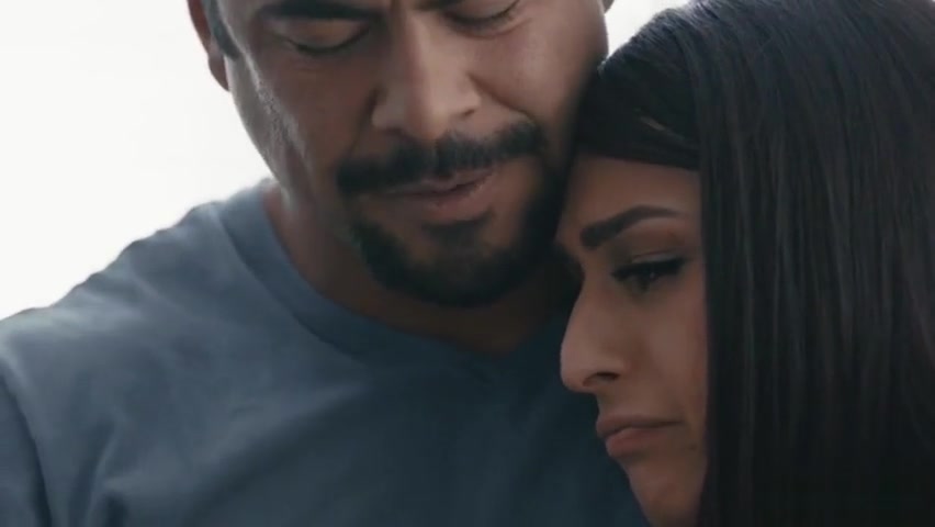 Trans babe Khloe kissed her Stepdad Draven and gives him a Blowjob