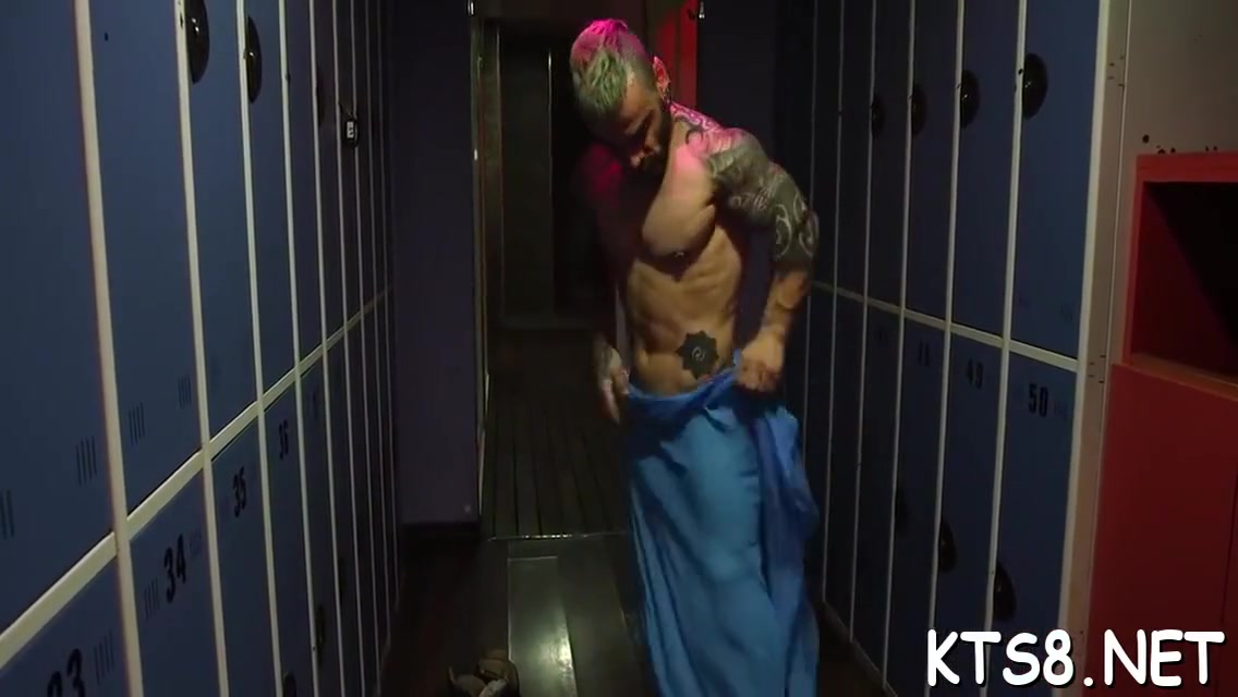 Hot transsexual receives roughly stuffed