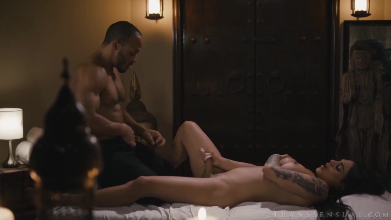 Eva Maxim & Dillon Diaz A Magical Touch