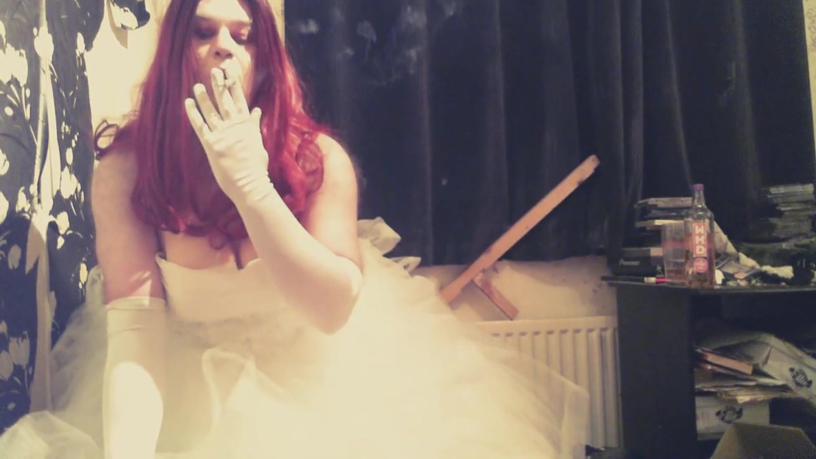 Tink Toll Like A Bride