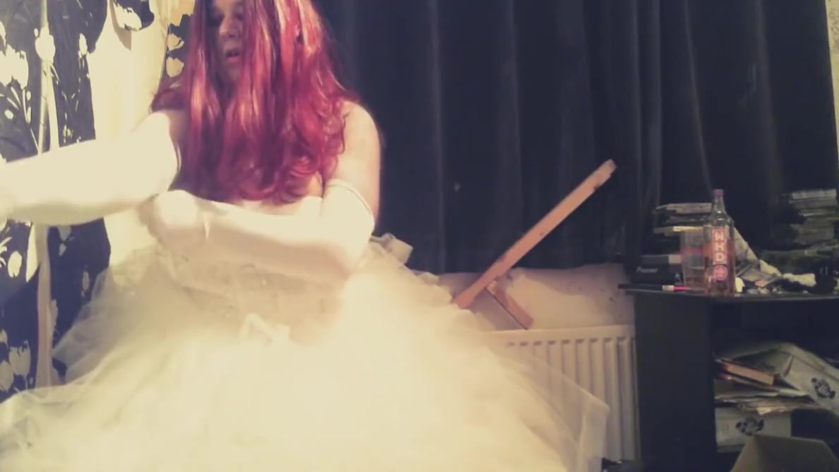 Tink Toll Like A Bride