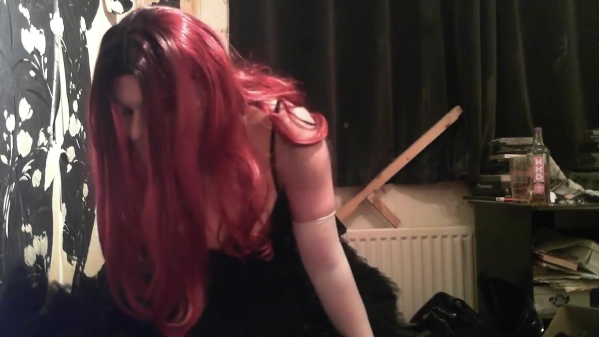 Tink Tol Redheadl Gown And Glove Smoking