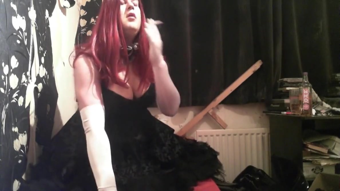 Tink Tol Redheadl Gown And Glove Smoking