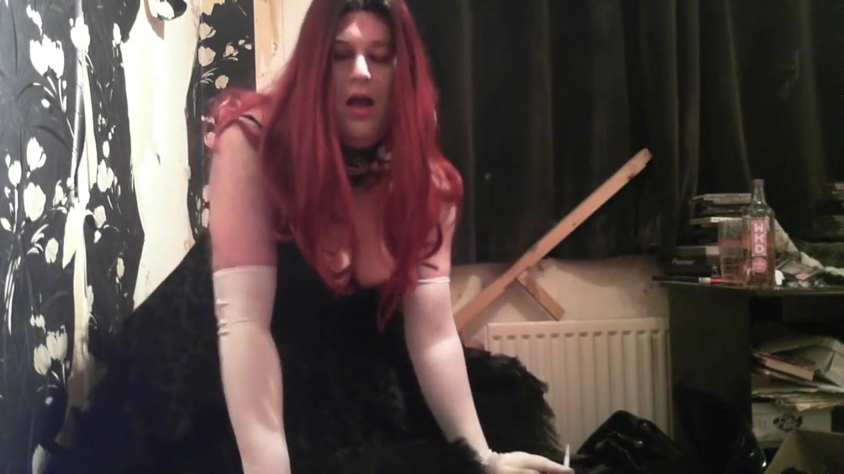 Tink Tol Redheadl Gown And Glove Smoking