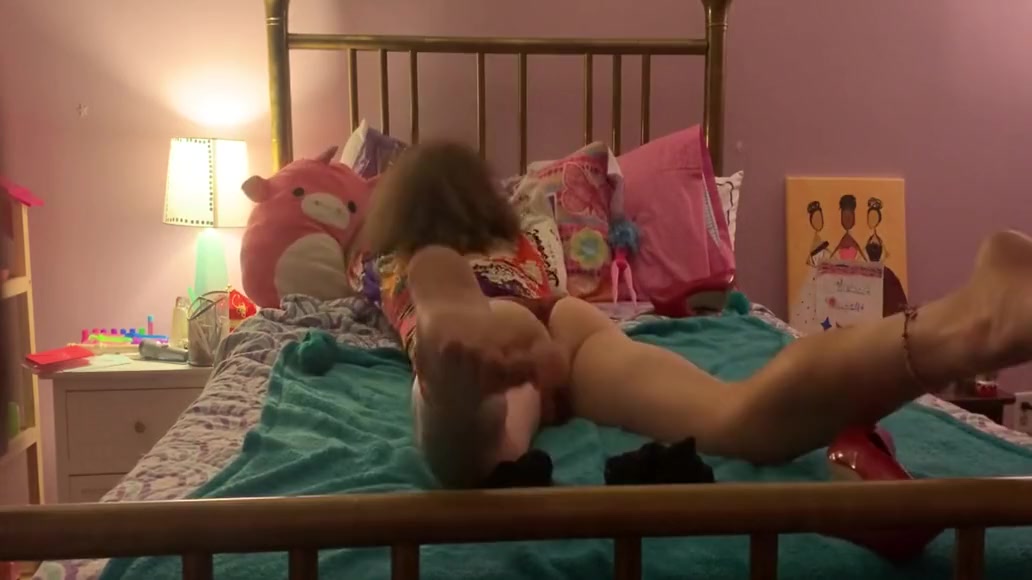 Julie Moon Is Sissyjulie In Fantasy Doll Feet Tease